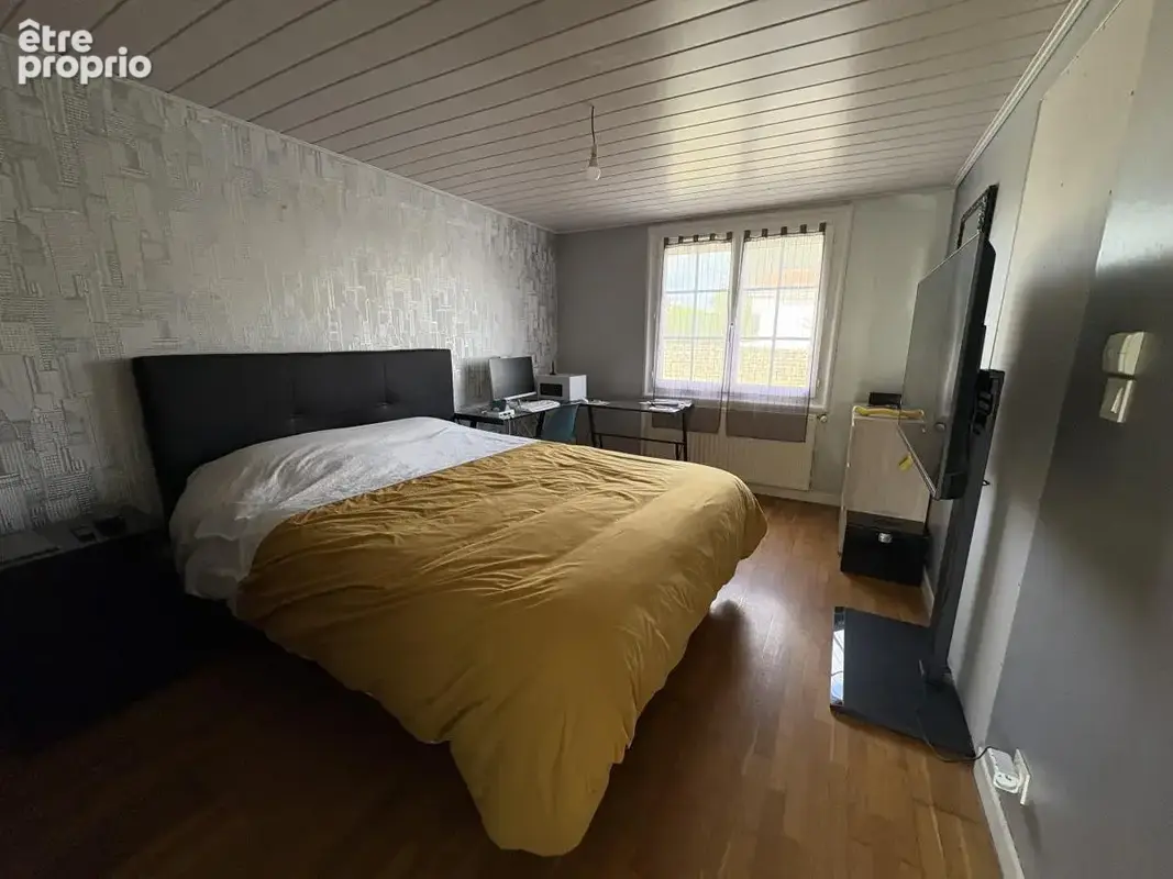 Maison 257 m² à Niort  - photo 6