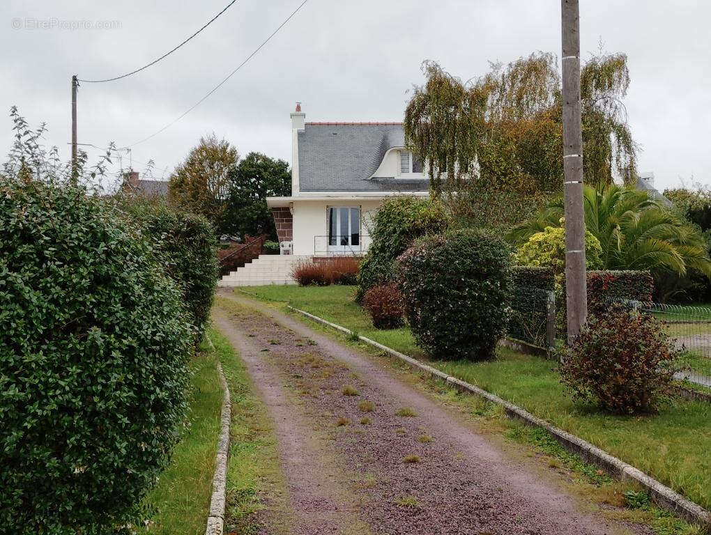 Maison à ETABLES-SUR-MER
