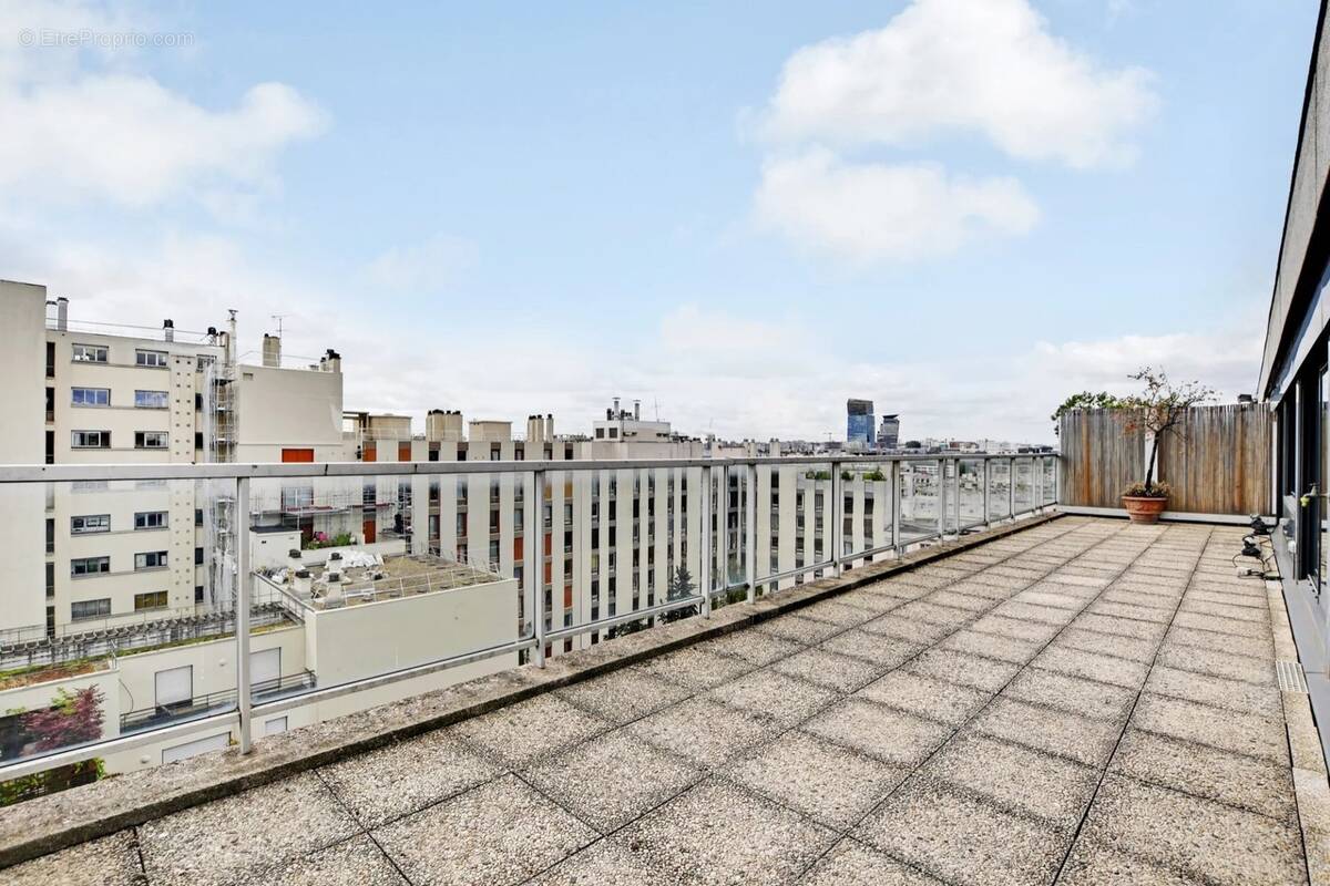 Appartement à PARIS-12E