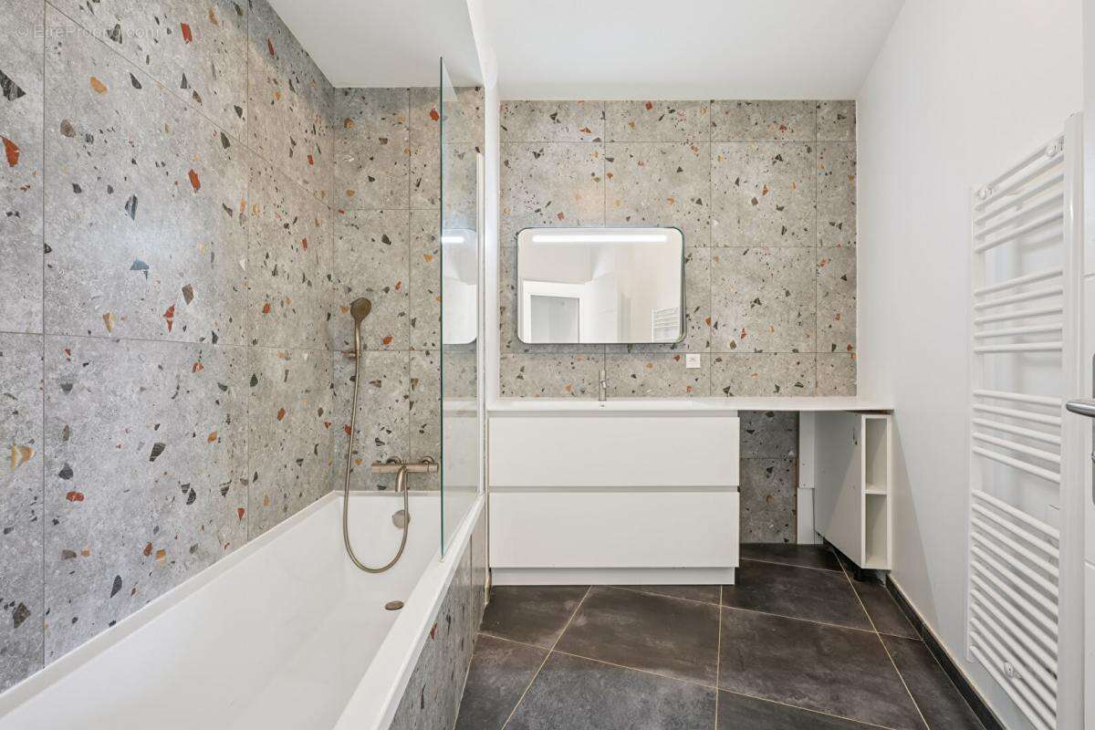 Appartement à LYON-7E