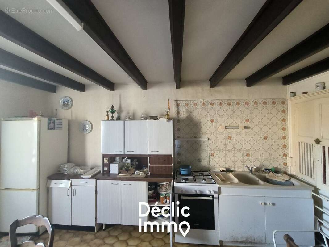 Maison pierre a renover - photo 8