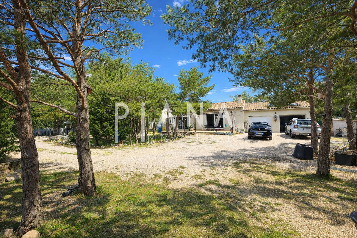 Maison à PLAN-D'AUPS-SAINTE-BAUME