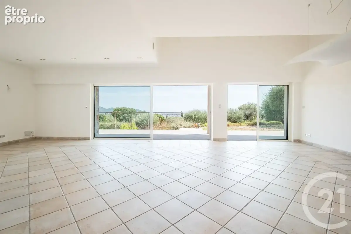 Maison 286 m² à Nice  - photo 3