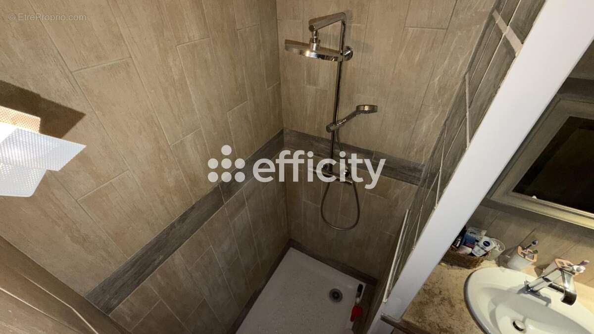Maison 113 m² à Apt  - photo 13