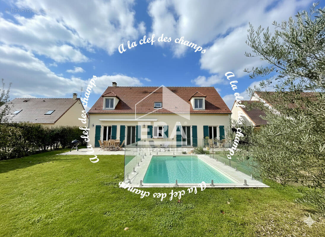 Maison à CHEVREUSE