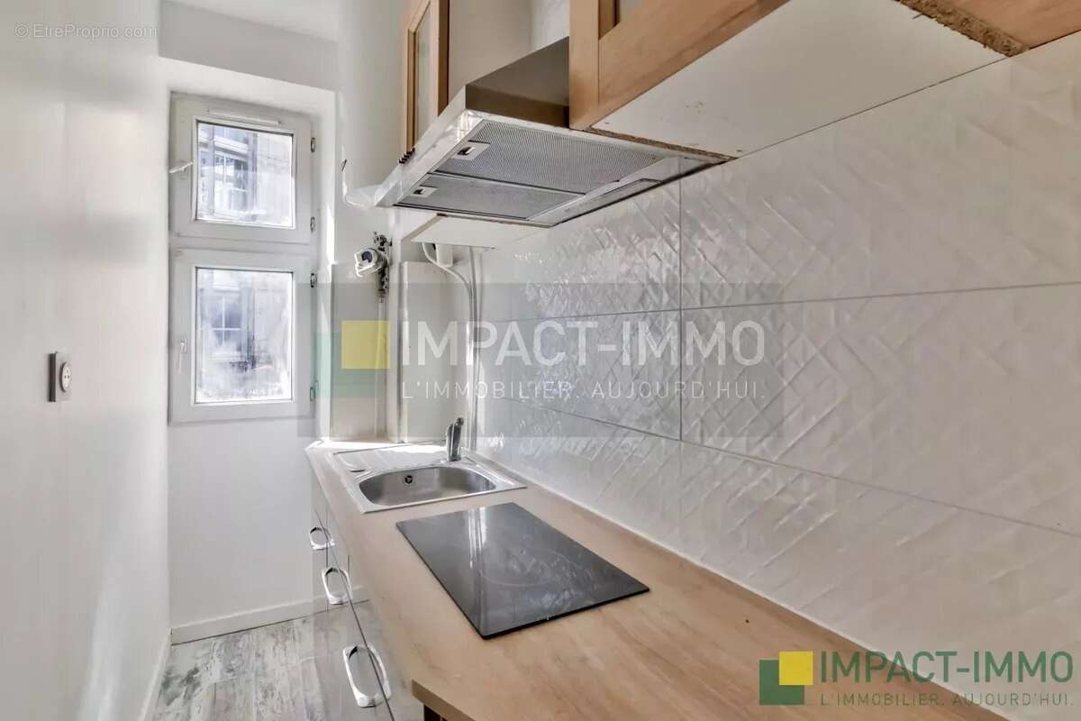 Appartement à PARIS-18E