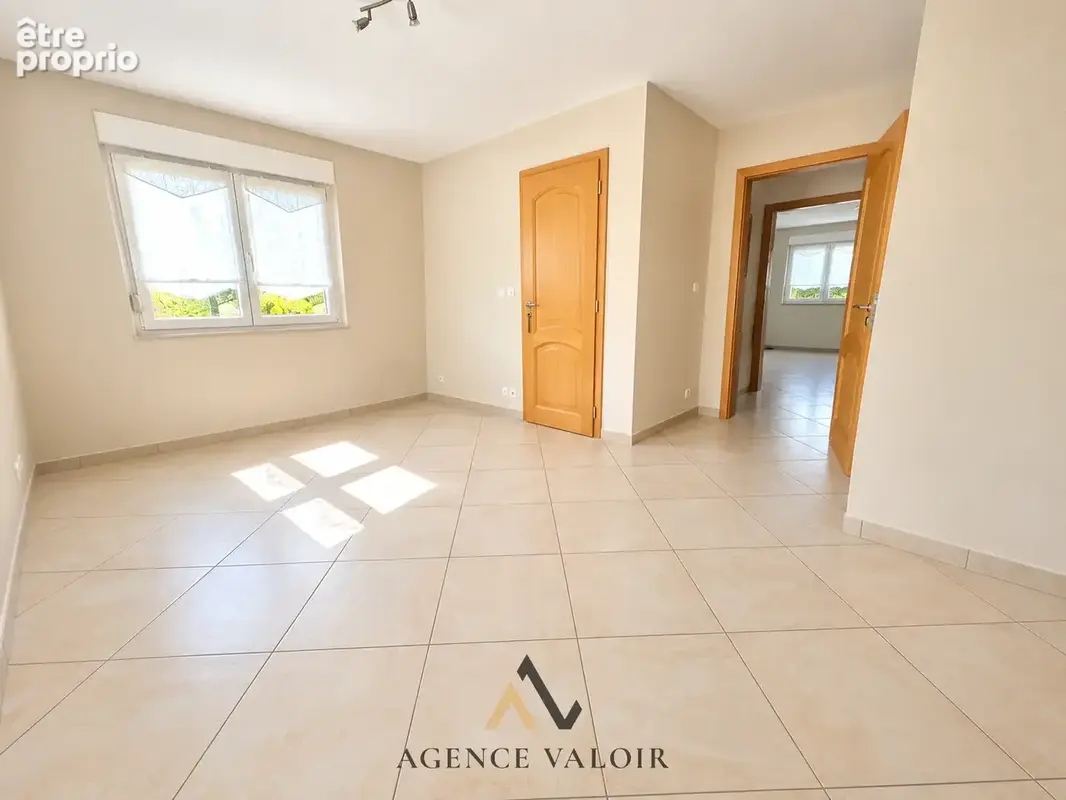 Rémelfing - Maison individuelle exceptionnelle 225m2 - 5 chambres + bureau + 3 dressing - photo 11