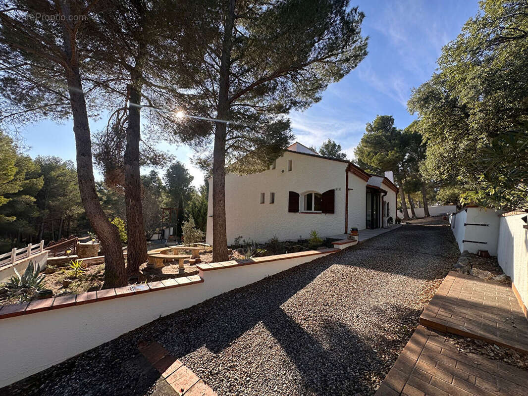 Maison à ESPIRA-DE-L'AGLY