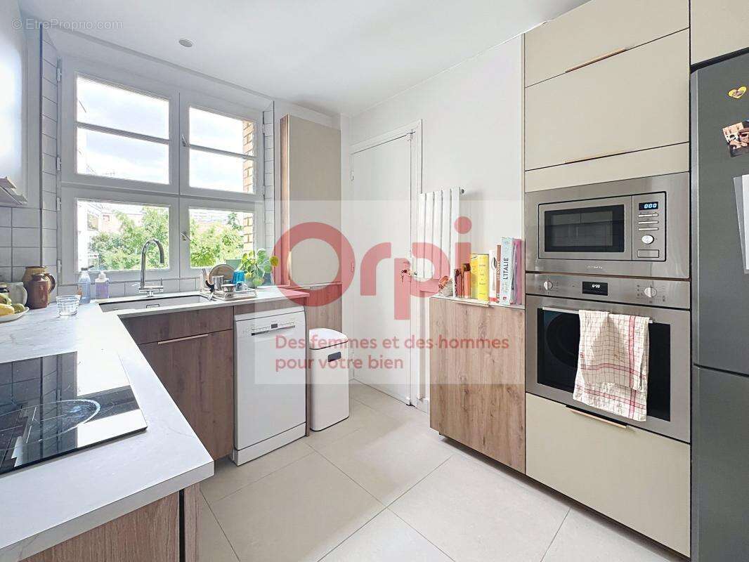 Appartement à ISSY-LES-MOULINEAUX