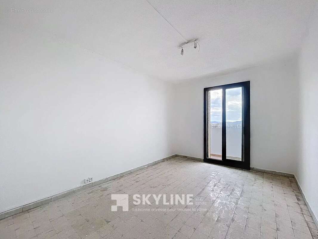 Appartement à MARSEILLE-15E