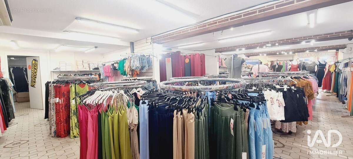 Photo 2 - Commerce à VALRAS-PLAGE