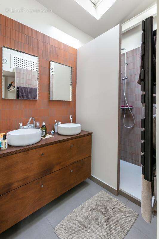 Charmant duplex de 80 m2 au coeur des Grandes Carrières   App - photo 13