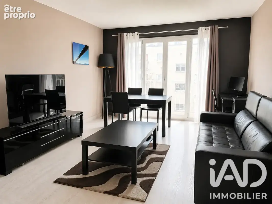 Photo 1 - Appartement à LE PERREUX-SUR-MARNE