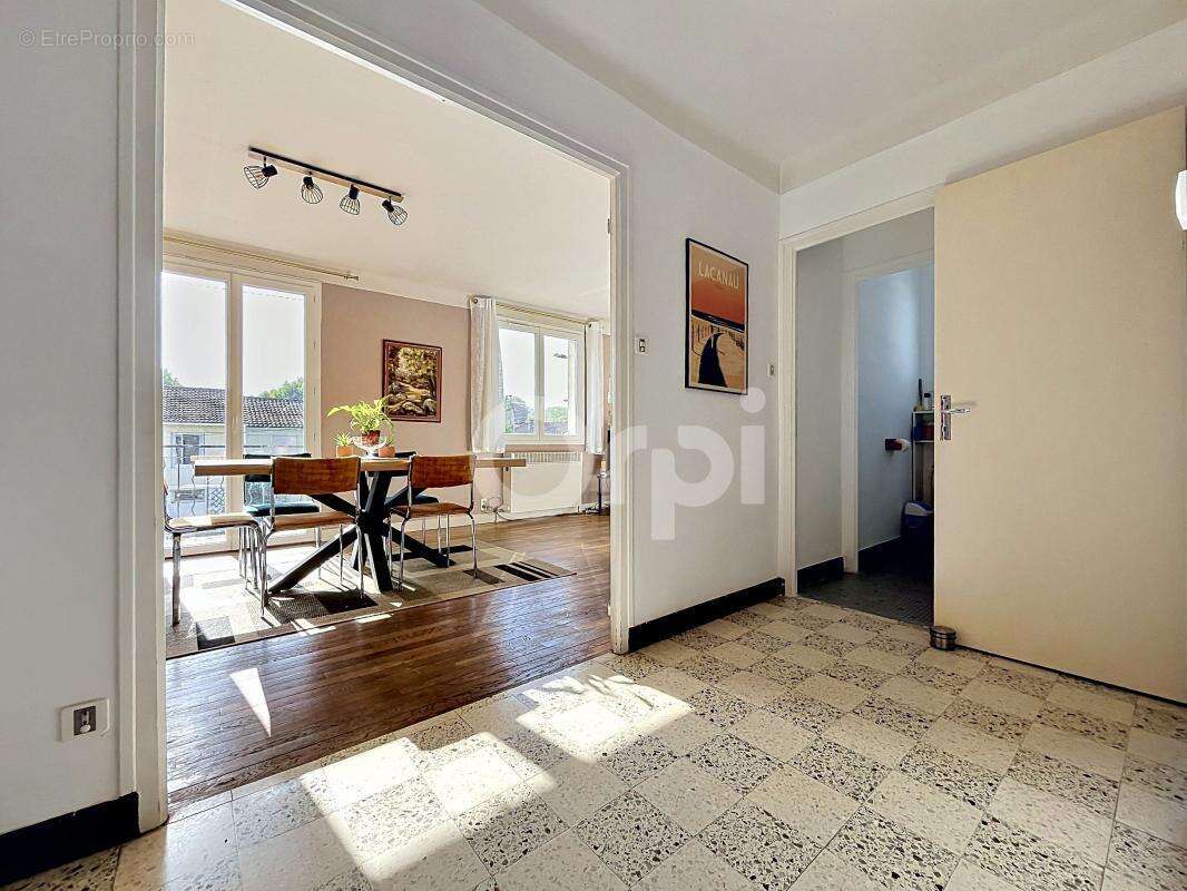 Maison À Vendre idéalement située à Terrasson ! - photo 6