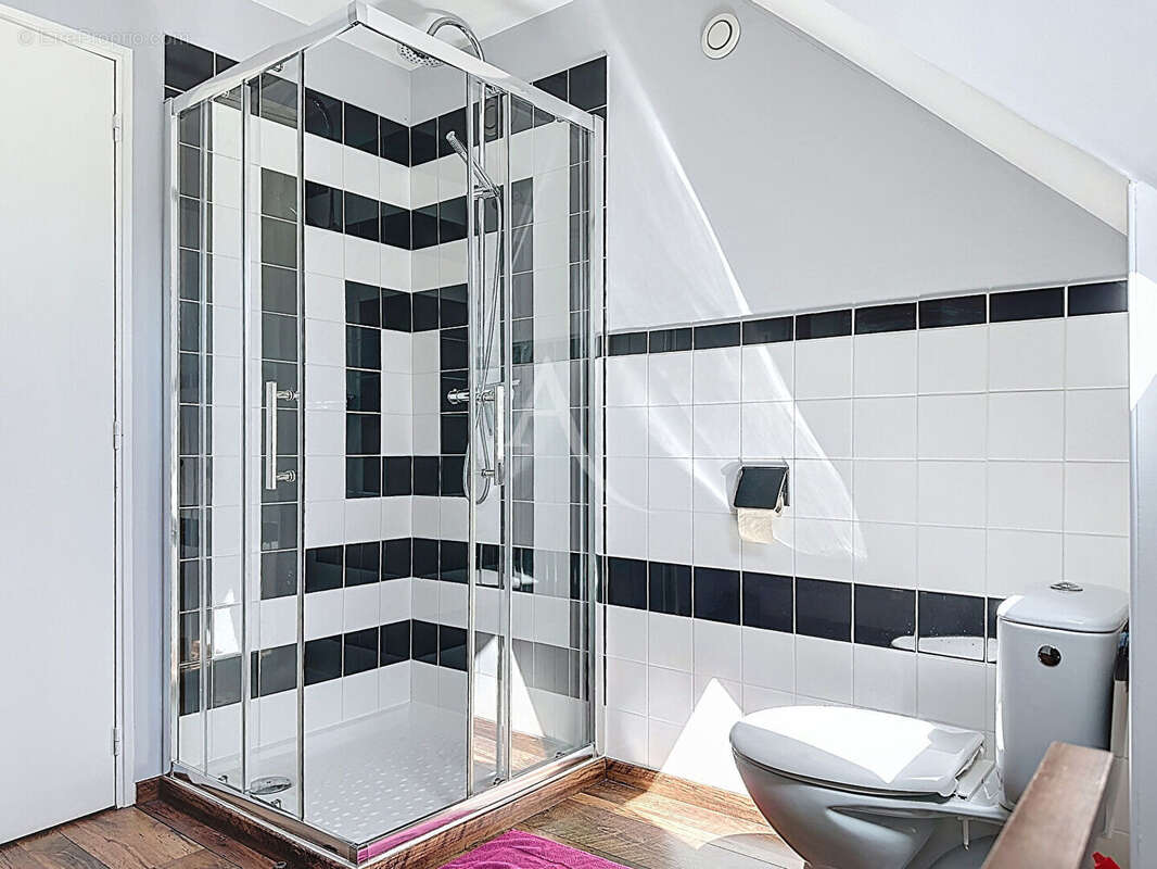 Maison à BEAUFORT-EN-VALLEE