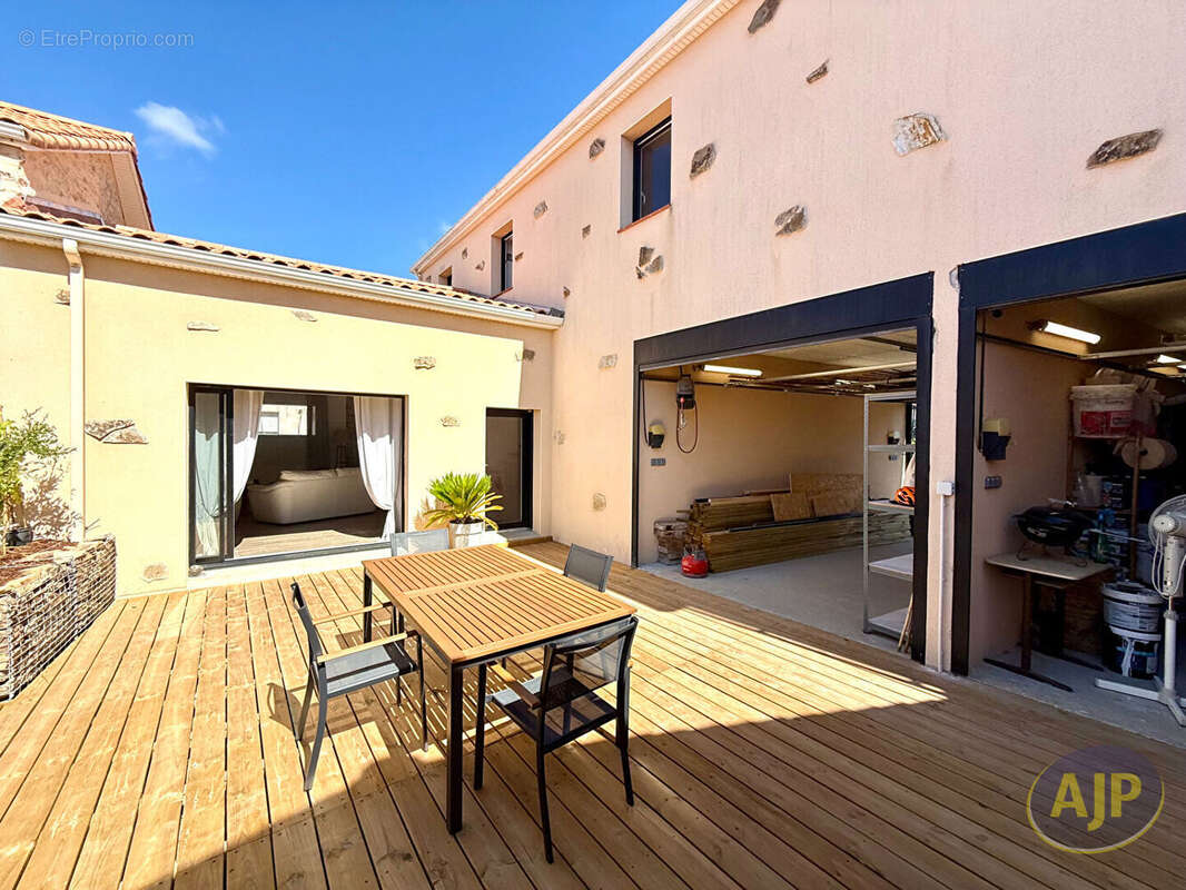 Maison Saint Hilaire De Chaleons - photo 15