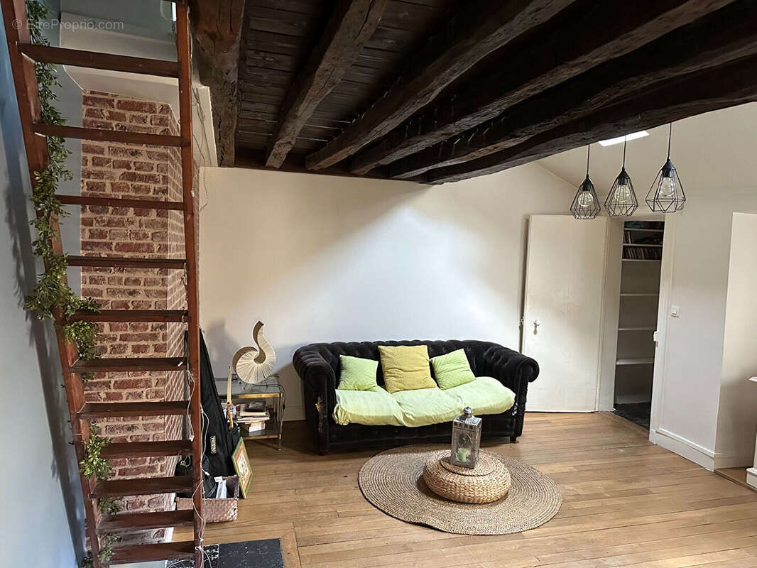 Appartement à VERSAILLES