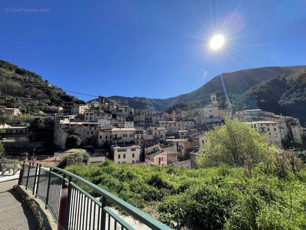 Appartement à LUCERAM