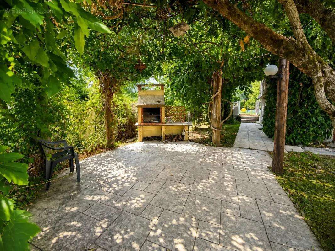Maison de 6 pièces de 152 m² à Brive-la-Gaillarde - photo 11