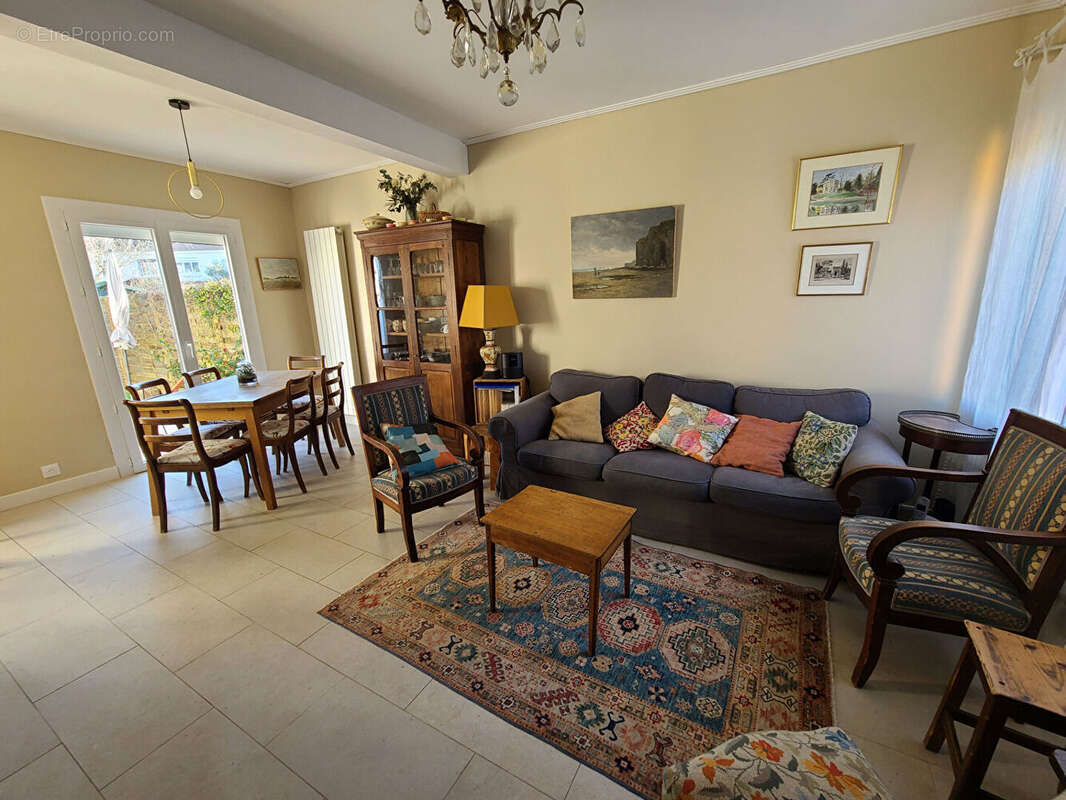 Maison à VILLEPREUX