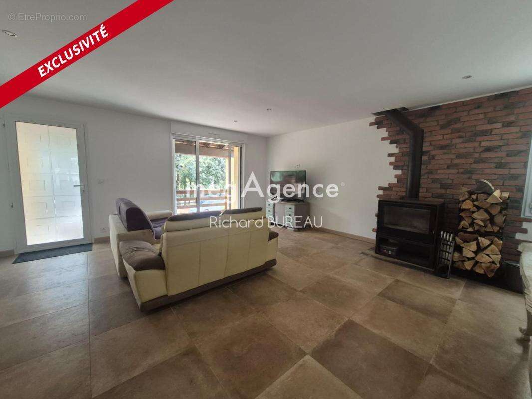 Villa avec piscine et garage de 90 m² - photo 3