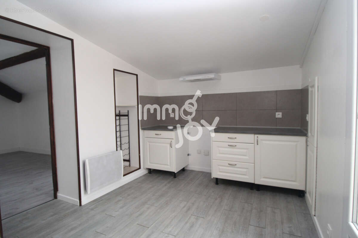 Appartement à SALLELES-D'AUDE