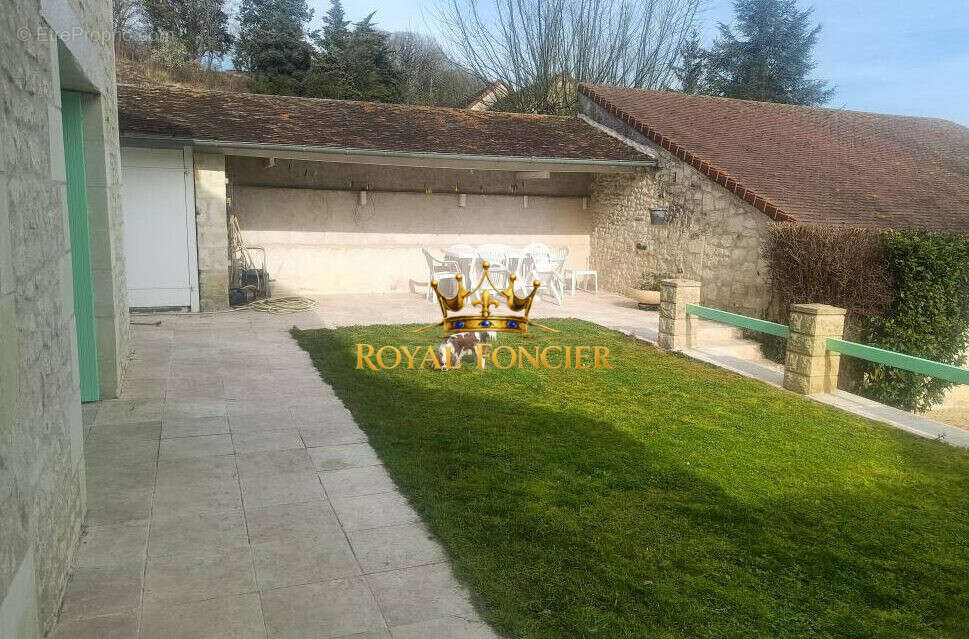 Maison 158 m² à Vaux-Sur-Vienne  - photo 5