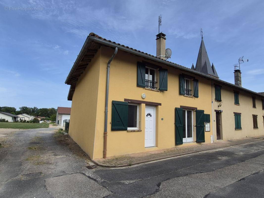 Maison à CHATILLON-SUR-CHALARONNE