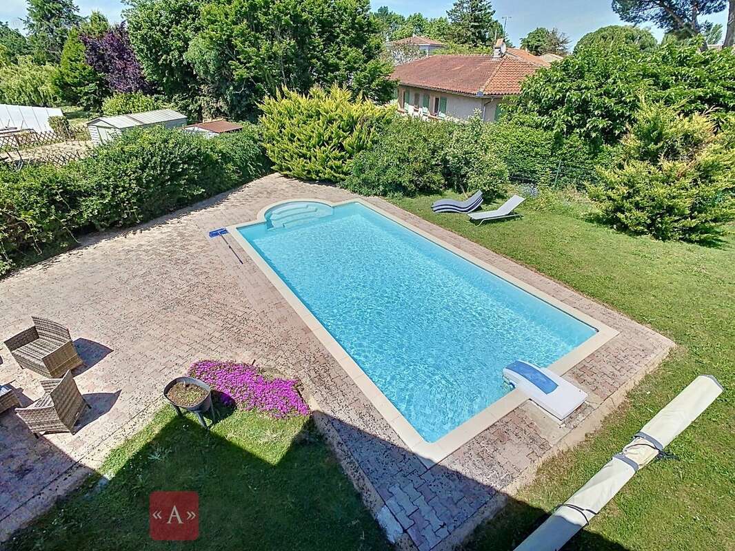 Maison à SAINT-SULPICE