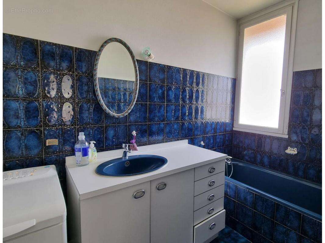 Appartement à DECINES-CHARPIEU