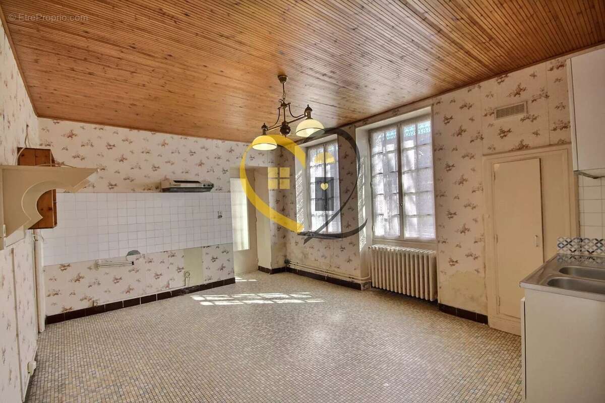 Maison à SAINT-AMBROIX