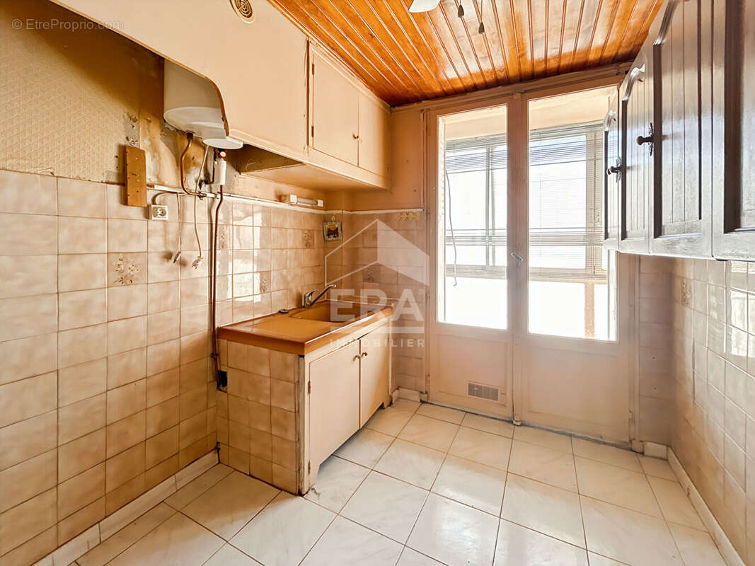 Appartement à MARSEILLE-10E
