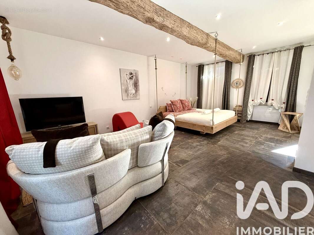 Maison 99 m² à Etigny  - photo 8