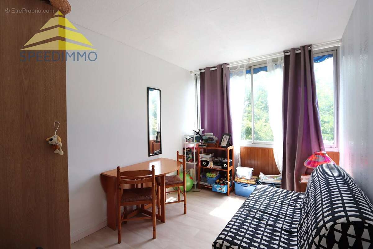 Appartement à BOUSSY-SAINT-ANTOINE