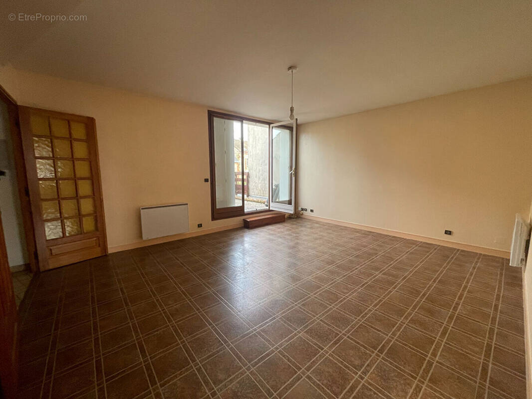 Appartement à COULOMMIERS