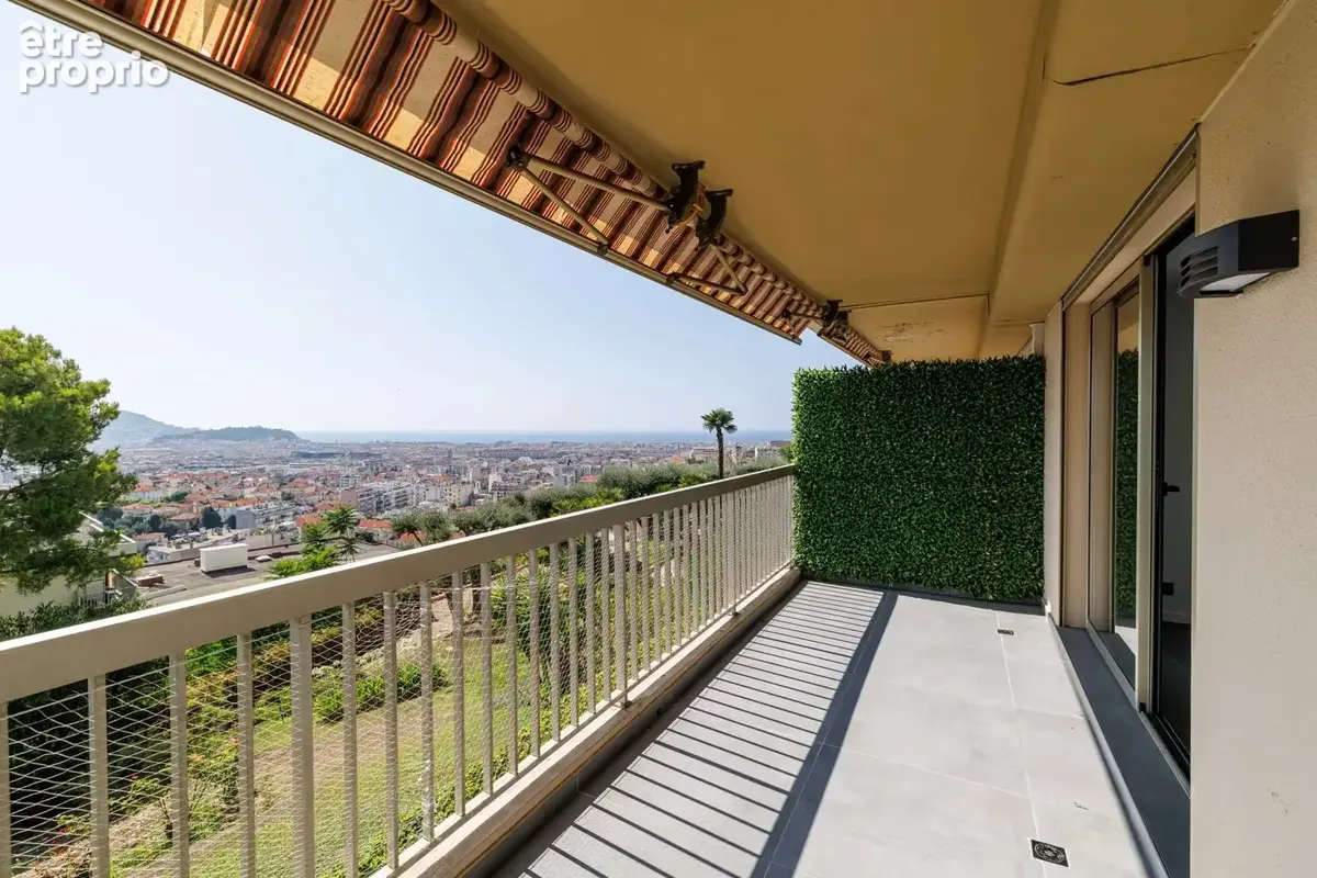 3 pièces avec vue mer, deux terrasses, garage, cave et piscine – Nice Pessicart - photo 13