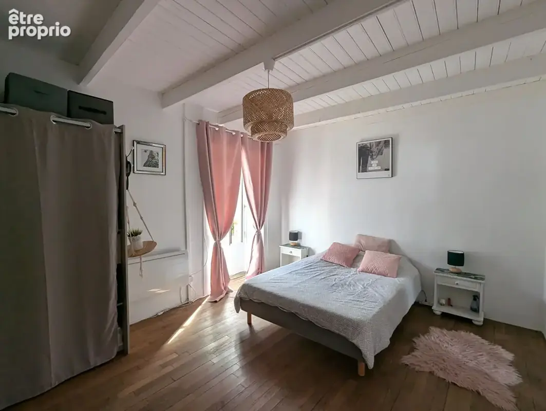 Maison en pierre à vendre à Saint-Broladre - 3 chambres et terrain de 463 m² - photo 5