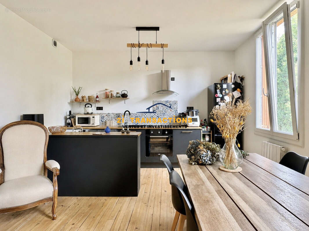 Appartement à SAINT-ETIENNE
