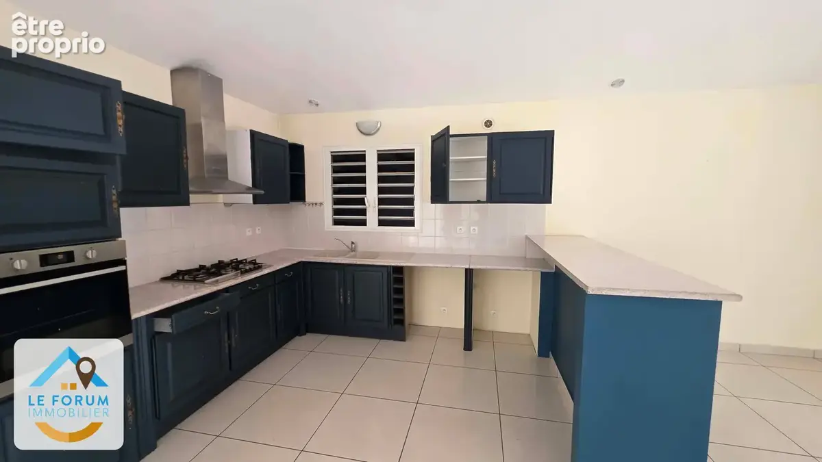 Tampon 97430 - villa f4 - beaux espaces - terrain verdoyant - secteur calme - photo 2