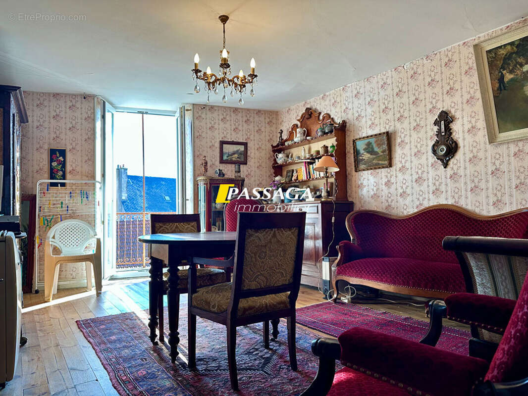Maison à SEVERAC-LE-CHATEAU
