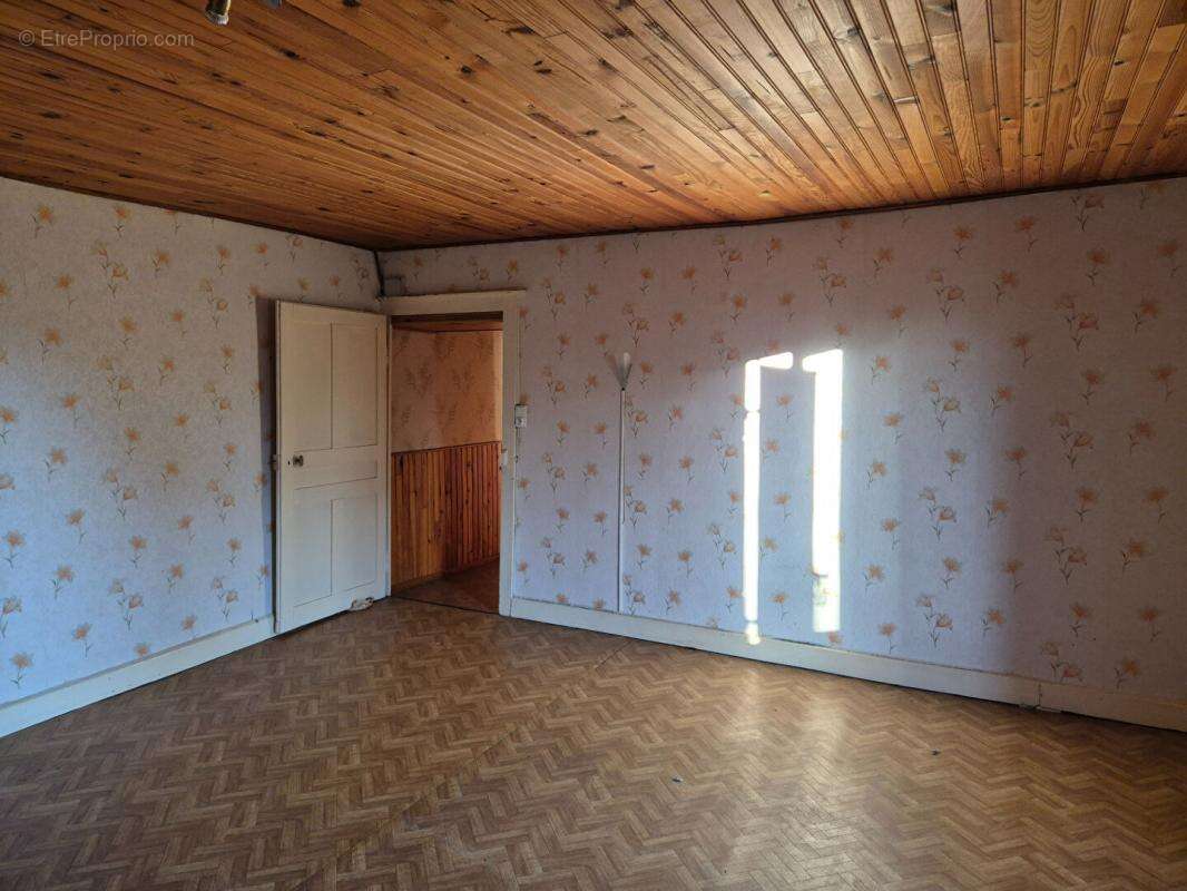 Maison à EQUEVILLEY
