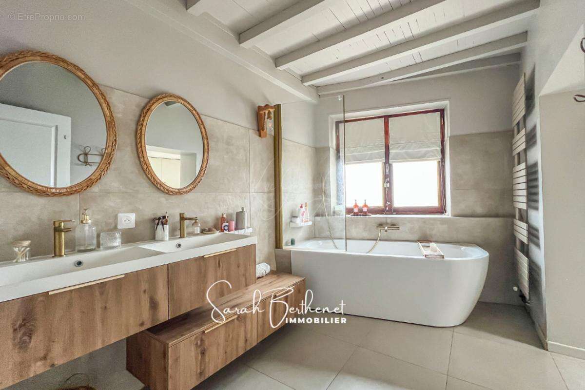 Maison à L&#039;ARBRESLE