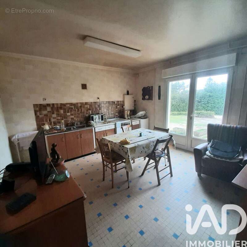Maison 160 m² à Brennilis  - photo 7