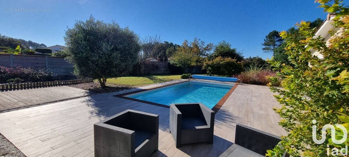 Photo 1 - Maison à SALLES