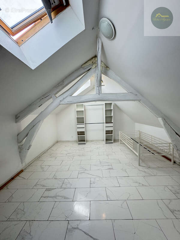 Maison à EGREVILLE