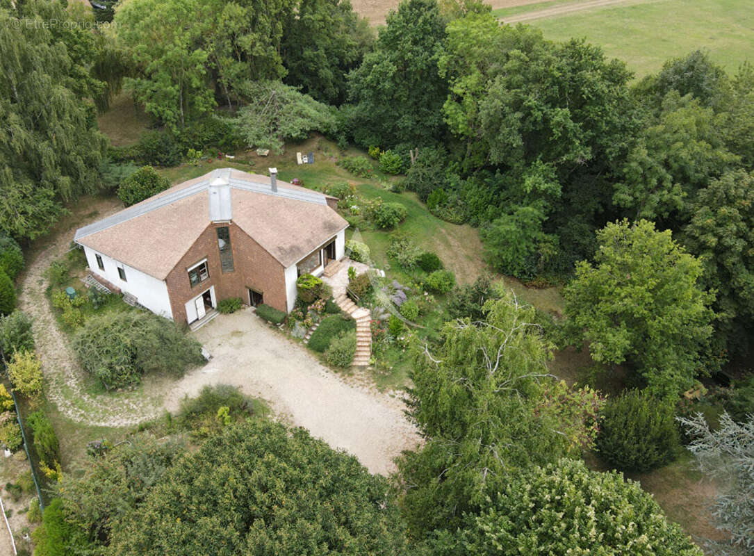 Maison à DOURDAN
