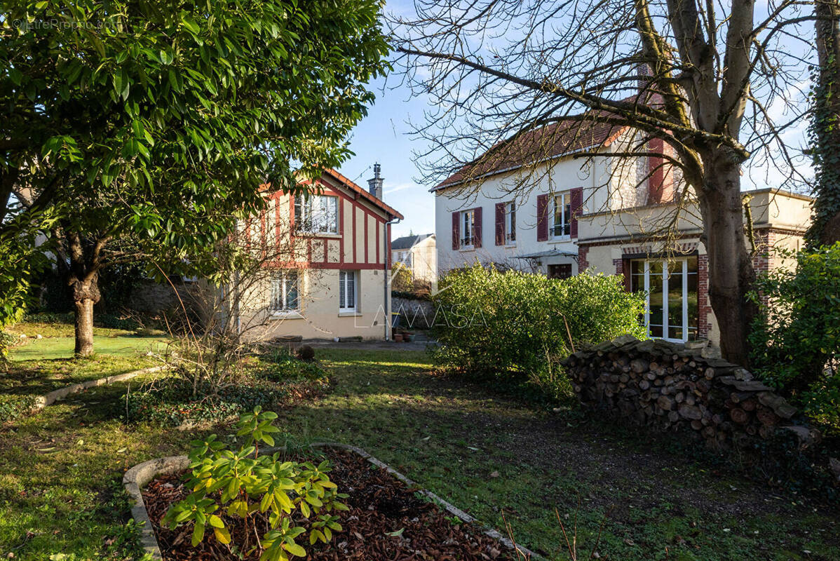 Maison à THORIGNY-SUR-MARNE