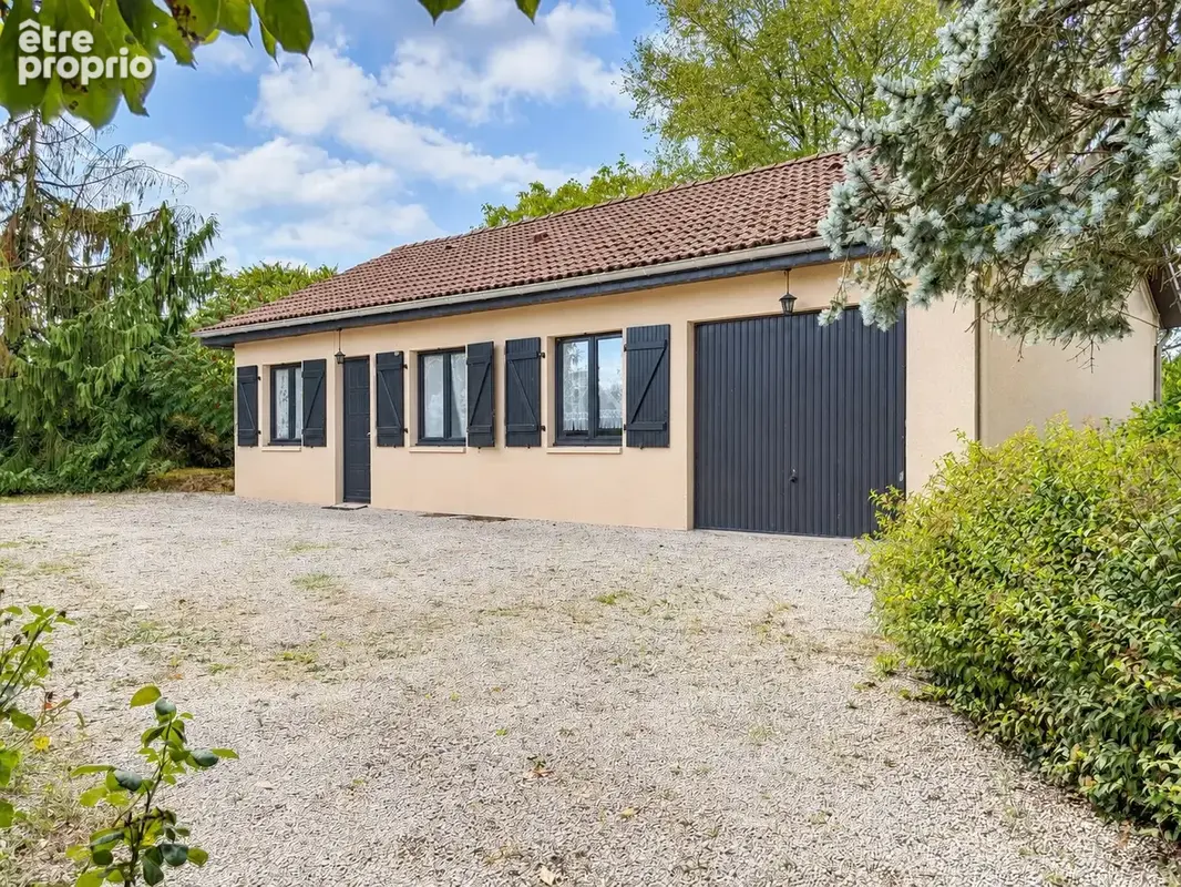 01160 DRUILLAT   Maison de plain-pied à rénover   Terrain de 1 654 m2   Potentiel d’agrandissement - photo 4