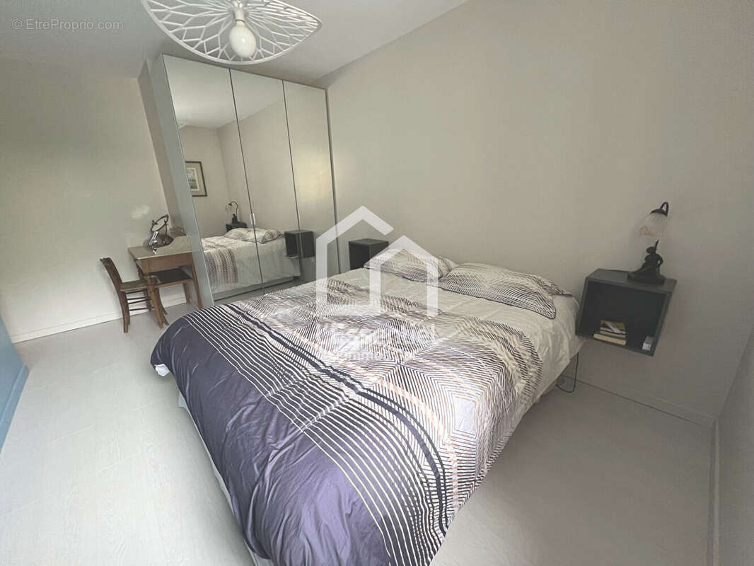 Appartement à VERNEUIL-SUR-SEINE