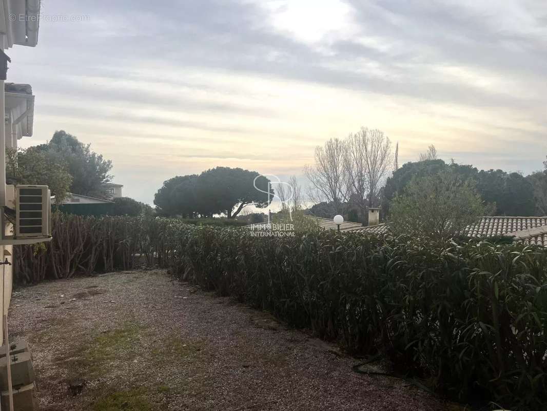 Maison à VILLENEUVE-LOUBET